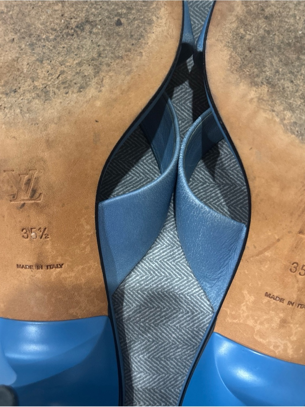 Louis Vuitton Light Blue Leather Crisscross Slide Sandals - Picture 5 of 9